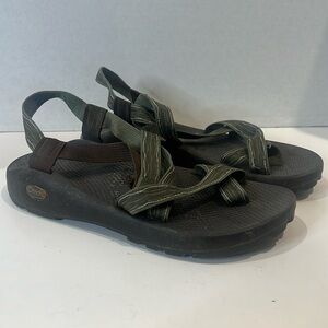 Chaco adventure shoes size 10